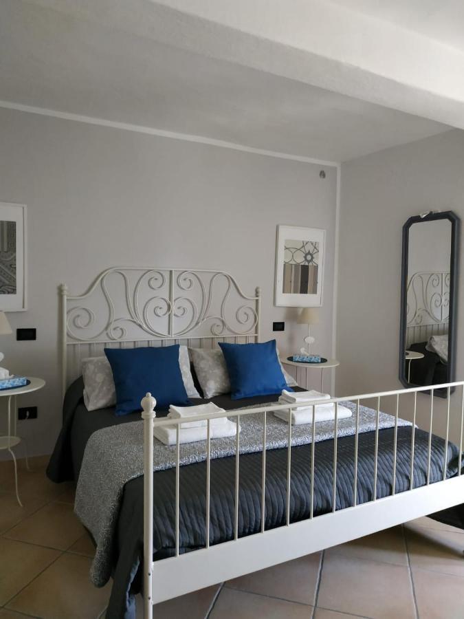 Villa Venino Монеглия Екстериор снимка
